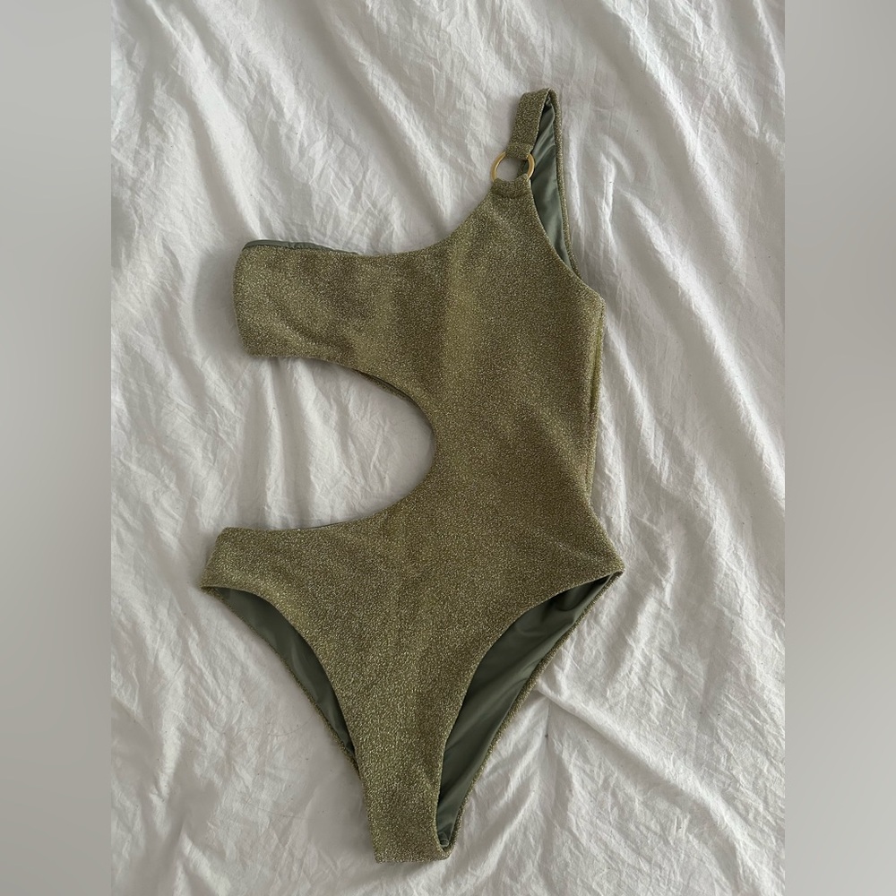 Baobab Tamboril One Piece in Green